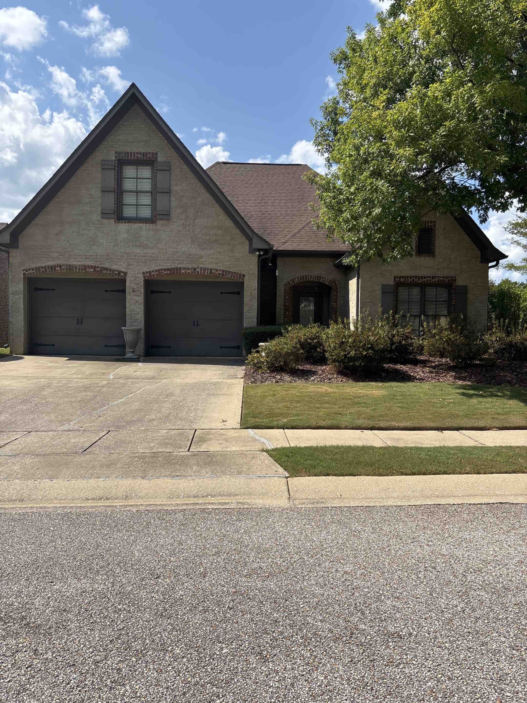 Birmingham, AL - Interior and exterior windows 