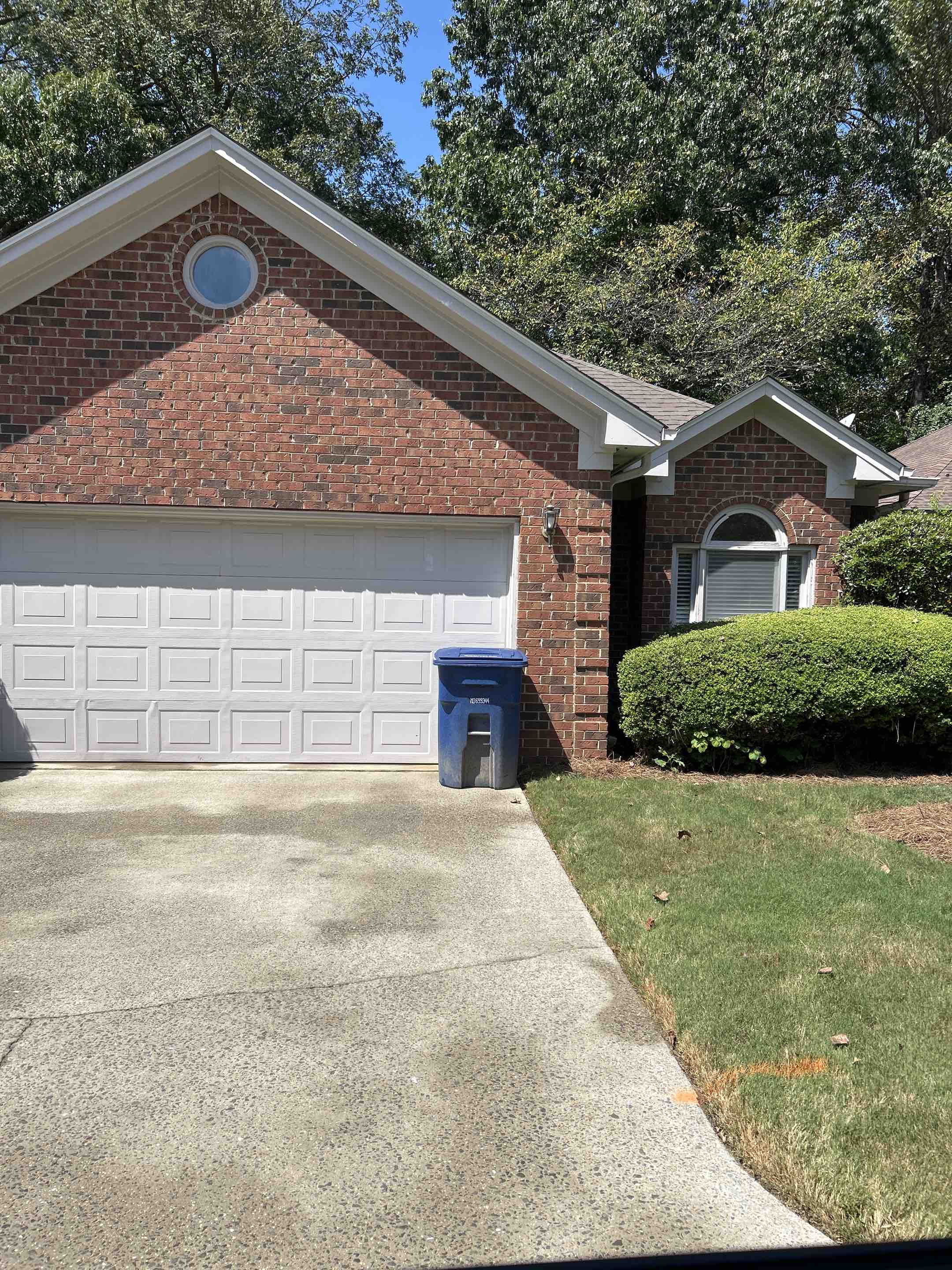 Birmingham, AL - Did the house wash here with exterior windows and skylight cleaning as well as a back patio and back deck, pressure washing and driveway pressure washing