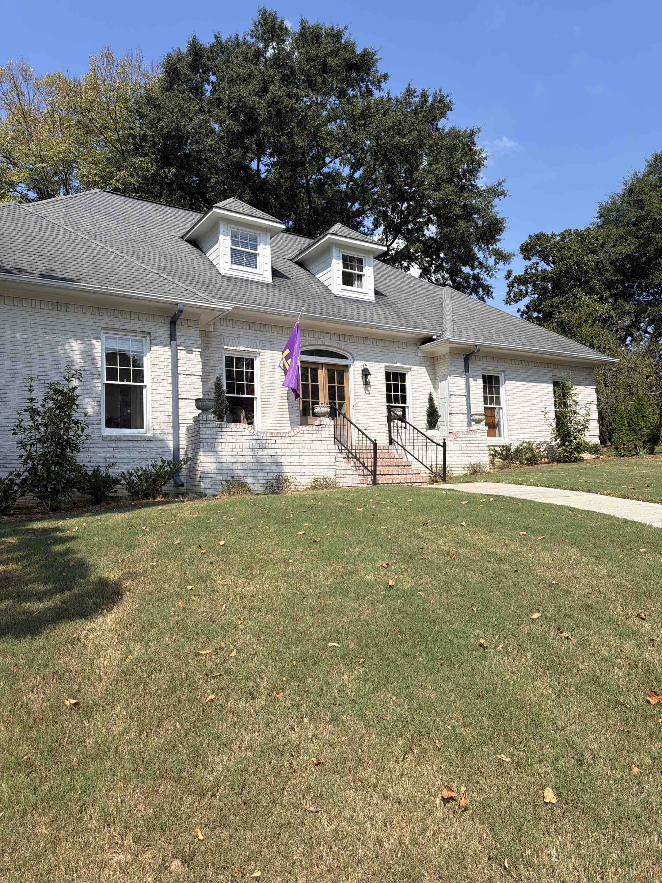 Birmingham, AL - Gutter leaf removal and window cleaning as well as window frame and seal soft wash