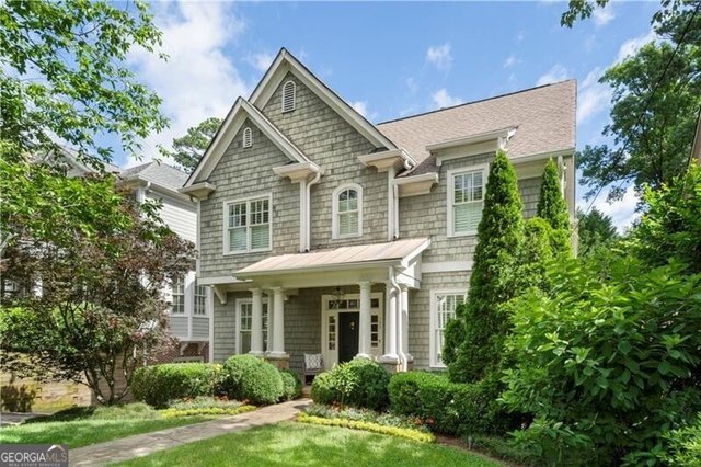 Atlanta, GA - We meticulously cleaned every interior and exterior window, ensuring crystal clarity and streak-free results. Our team used eco-friendly products for a spotless finish.