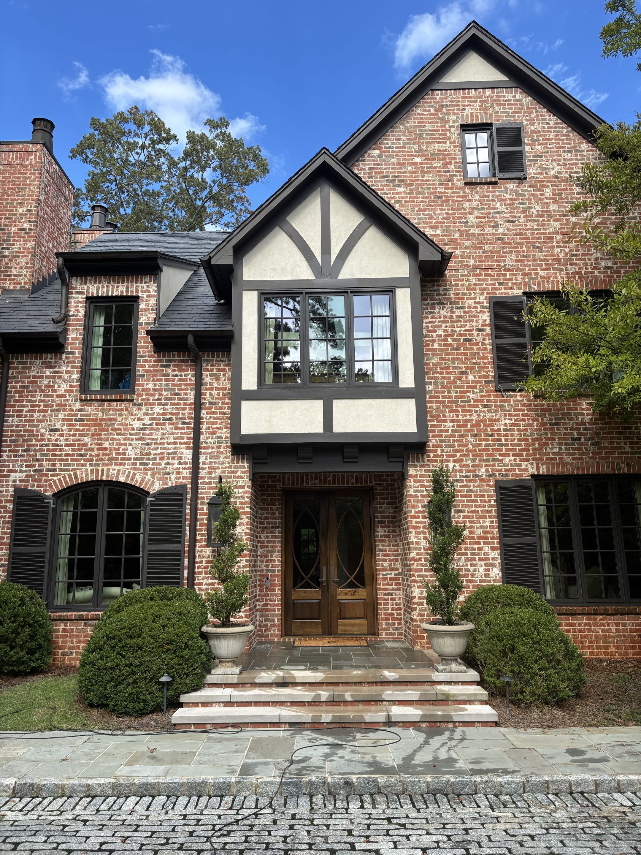 Birmingham, AL - Just cleaned the outside windows at this beautiful home in Mtn. Brook 