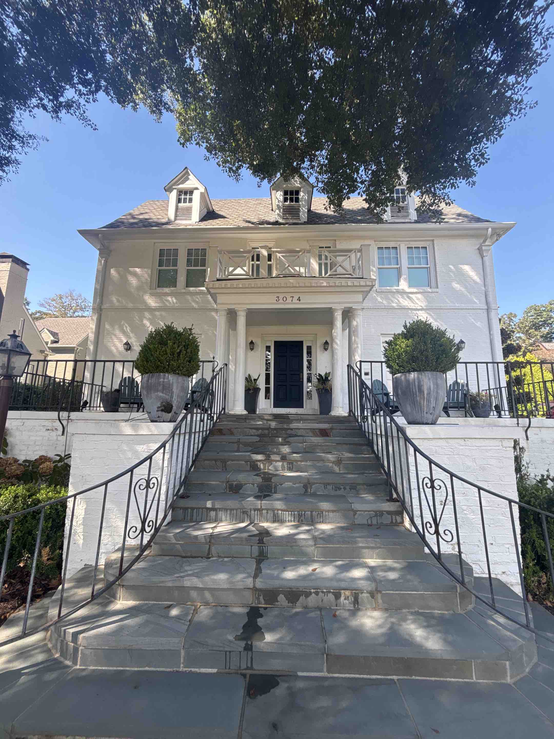Birmingham, AL - House wash, driveway pressure, washing, patio pressure washing, exterior window cleaning, gutter guard brush off