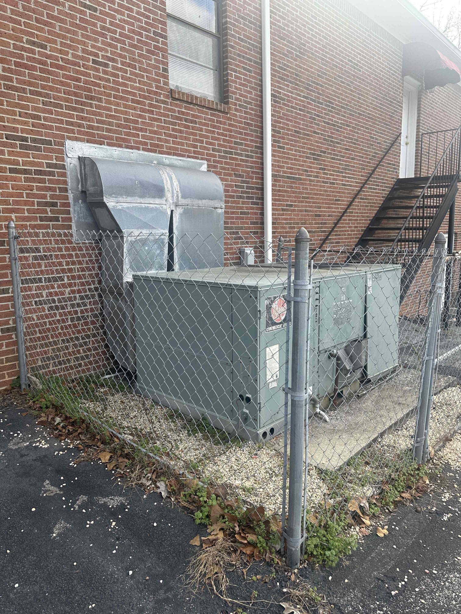 Arrived on job found that package unit 7 1/2 ton outside behind church has cracked heat chambers. Customer said that he had multiple estimates already wanted us to go ahead and send an estimate over to him. Tried to call Customer multiple times. Cannot get him to answer text to Customer as well. Can not get him to answer? We’ll get with Justin about estimate. He is going to to call customer 
