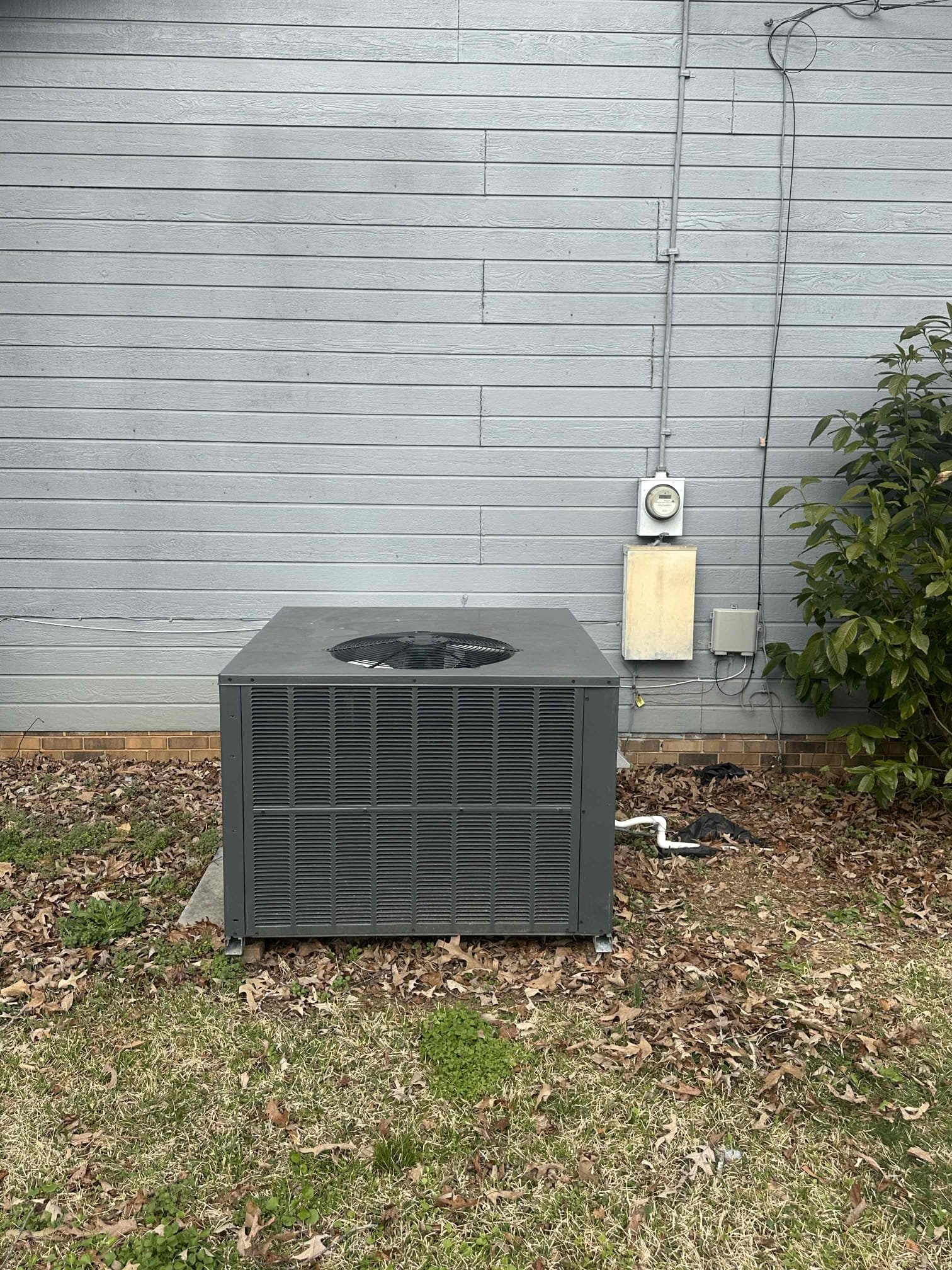 Buy back old unit replacement for new 2.5 ton gas pac 

10 
5
1

Tomorrow morning 

Paying 3 grand down need to get when done