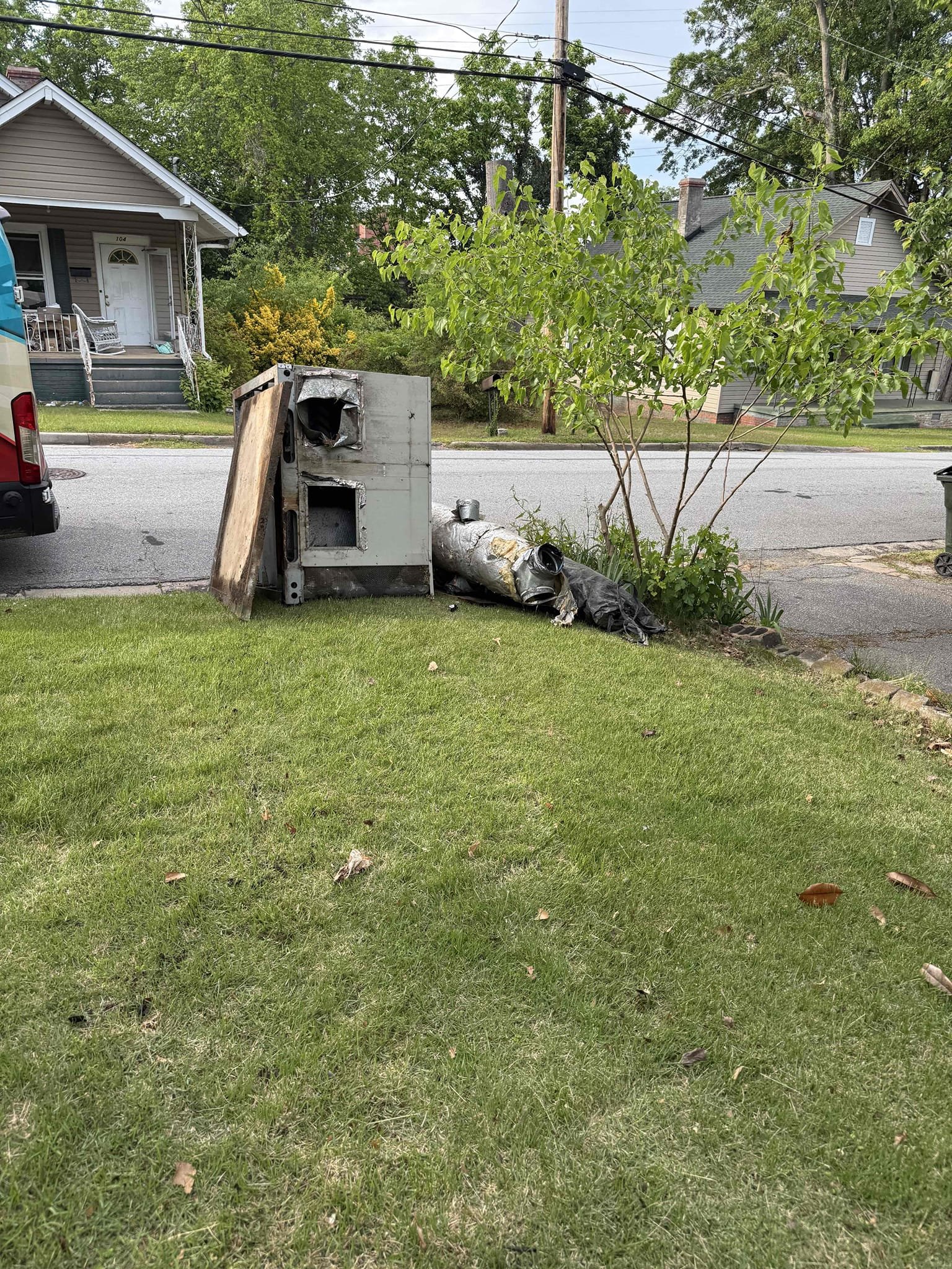 Removal and disposal of existing gas Package Unit requiring removal of gas line, power and flashing from side of the house.