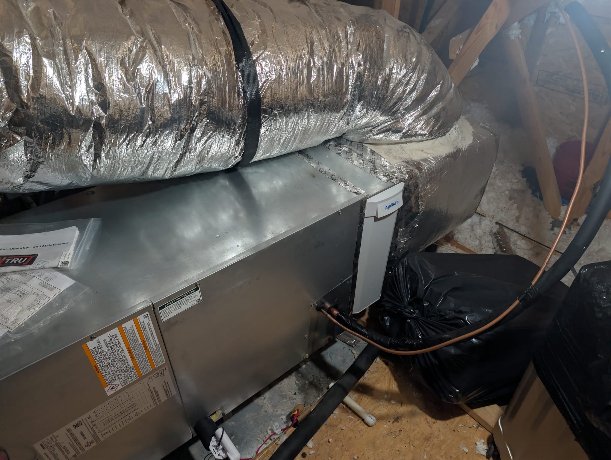 High Efficiency-16 SEER Side discharge (Trane/Ingersol Rand) Ameristar 

Need to return to perform duct cleaning as it was very late when the job was completed.