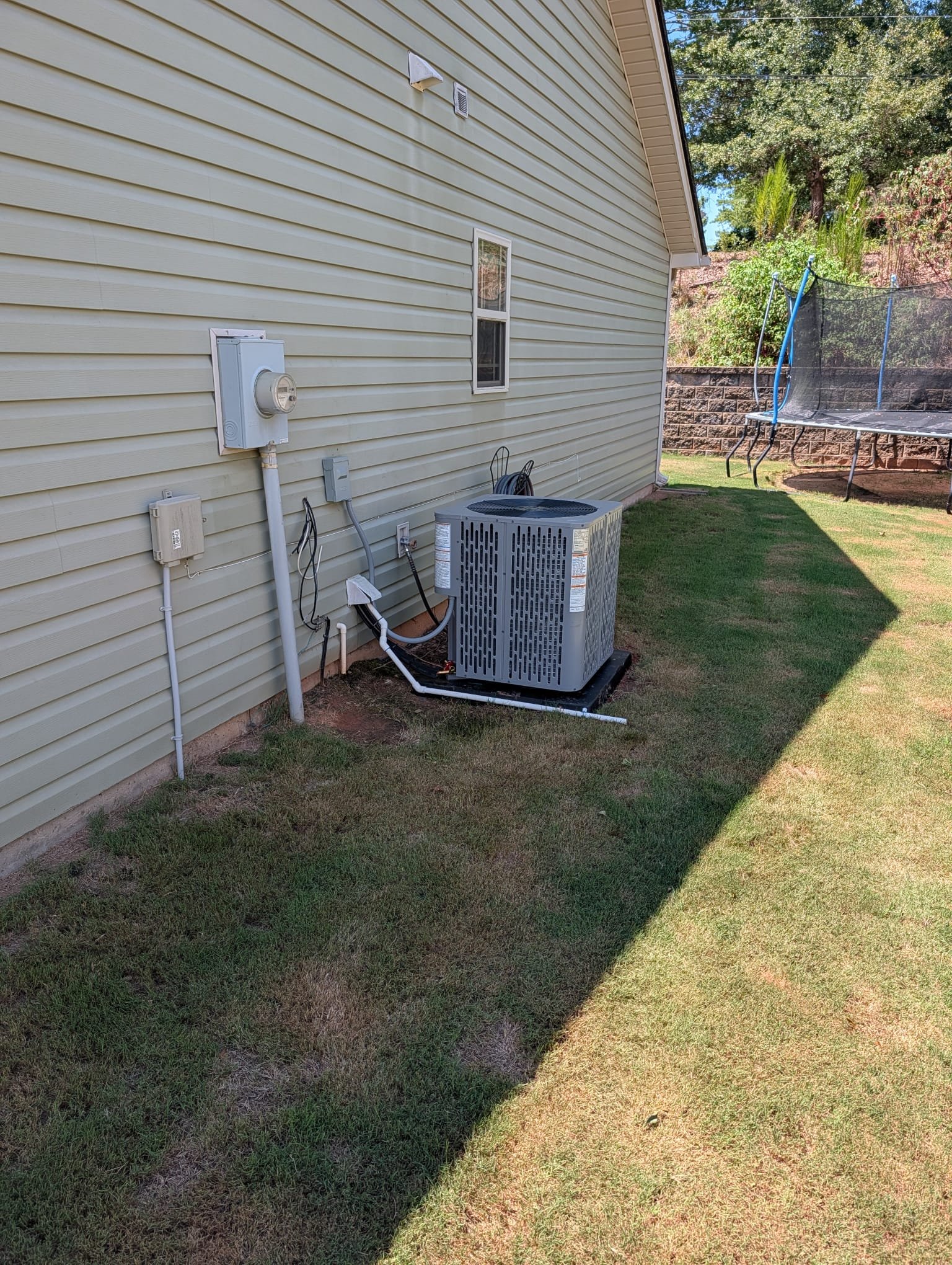 Replaced 2.5-ton heat pump air handler. Replaced pad, disconnect, whip, pan, and thermostat. Flushed drain line. Installed two float switches and verified that they would shut the system down if tripped. Installed 16x20x4 April Aire cabinet. Verified operation in cooling mode. System is operational at time of departure.