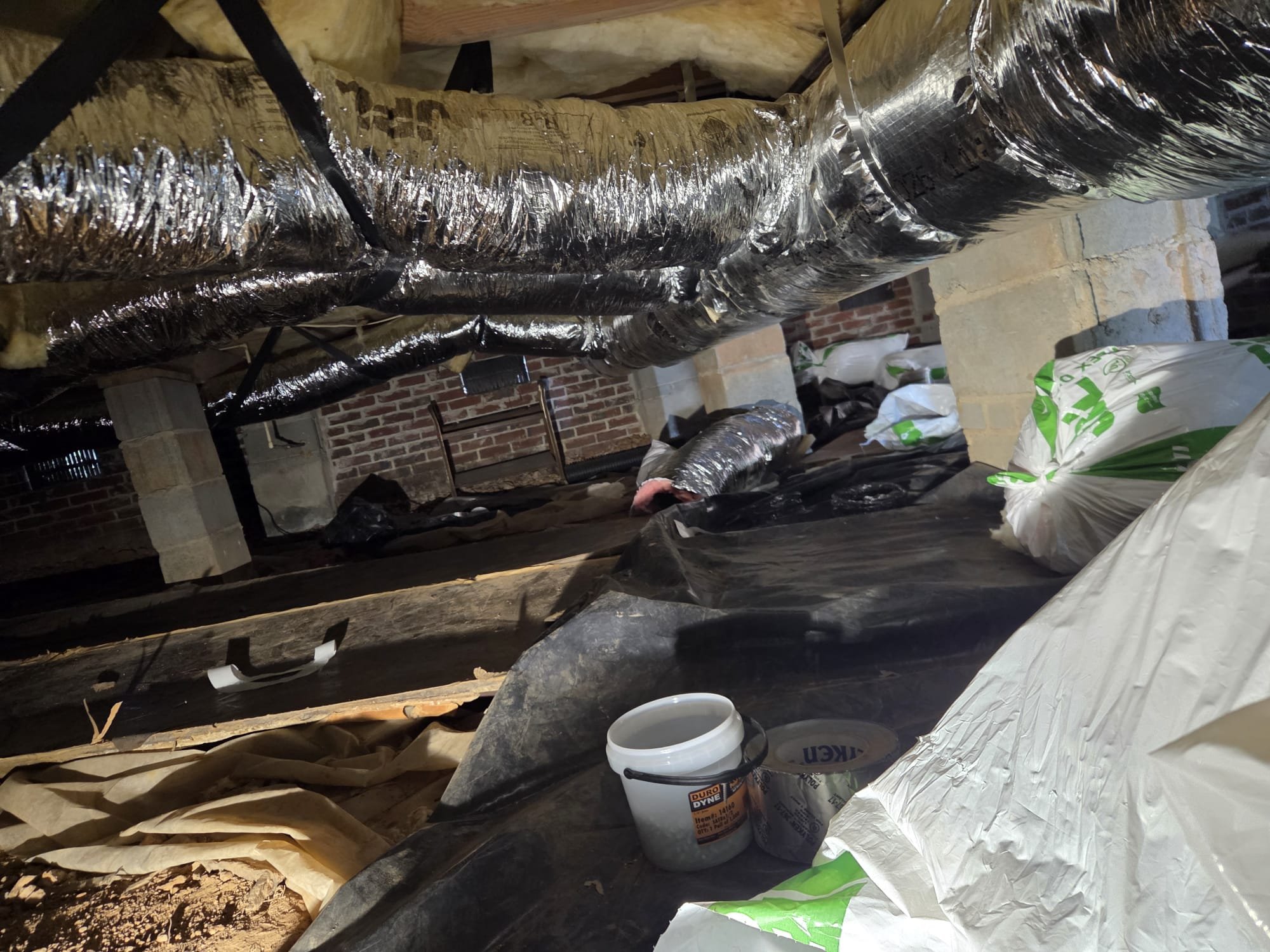 11 supplies 
1 return 
High performance filter
1yr labor 
1yr maintenance system
New ductwork design 