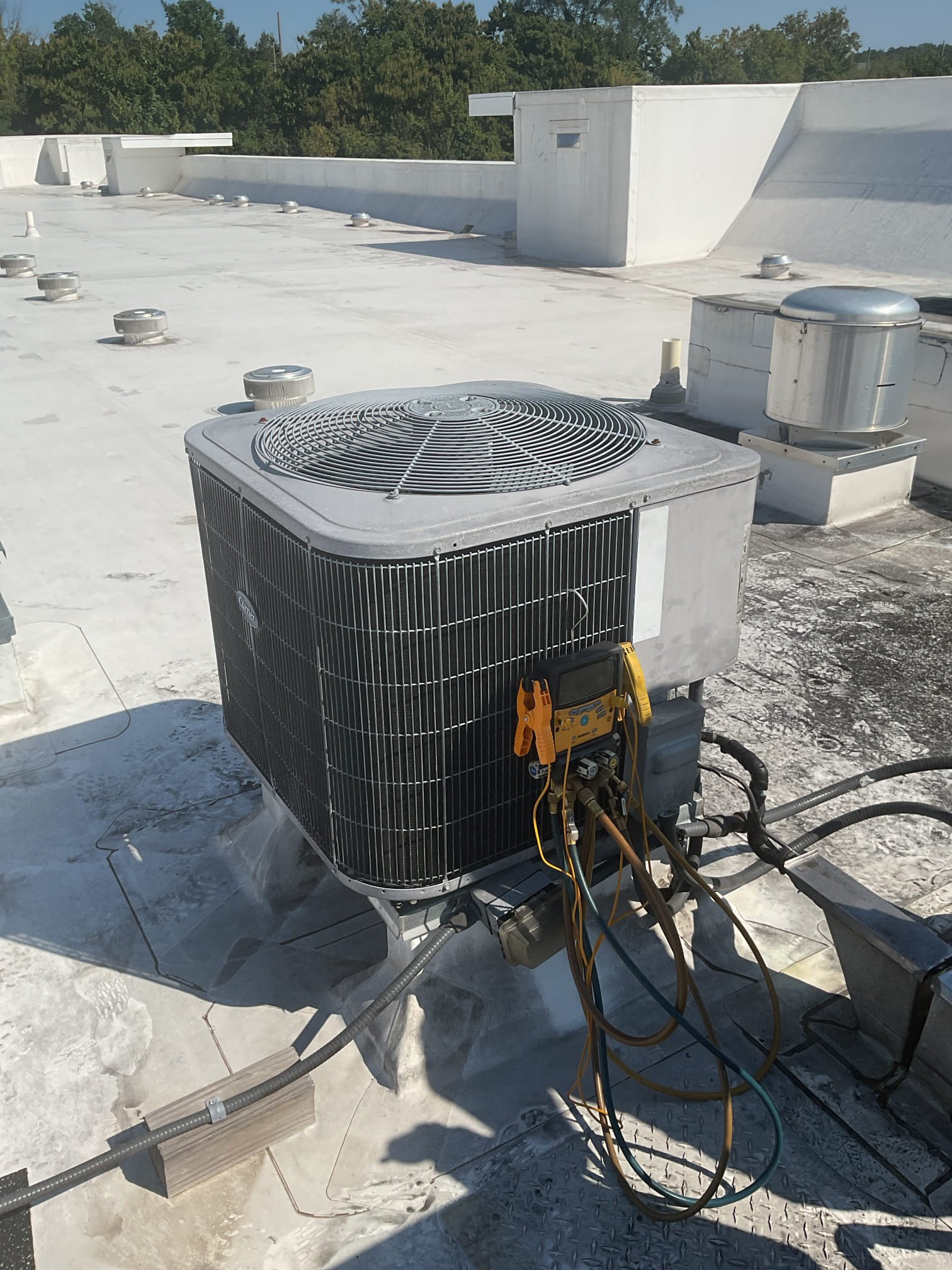 Fully assessed no cooling situation. Found a/c going off on high pressure. Found failed indoor txv. Compressor is shutting off at 522 psi. Explained to Wayne that there is a possibility that the compressor could also be damaged. Will replace txv first. Provided estimate to replace txv. 