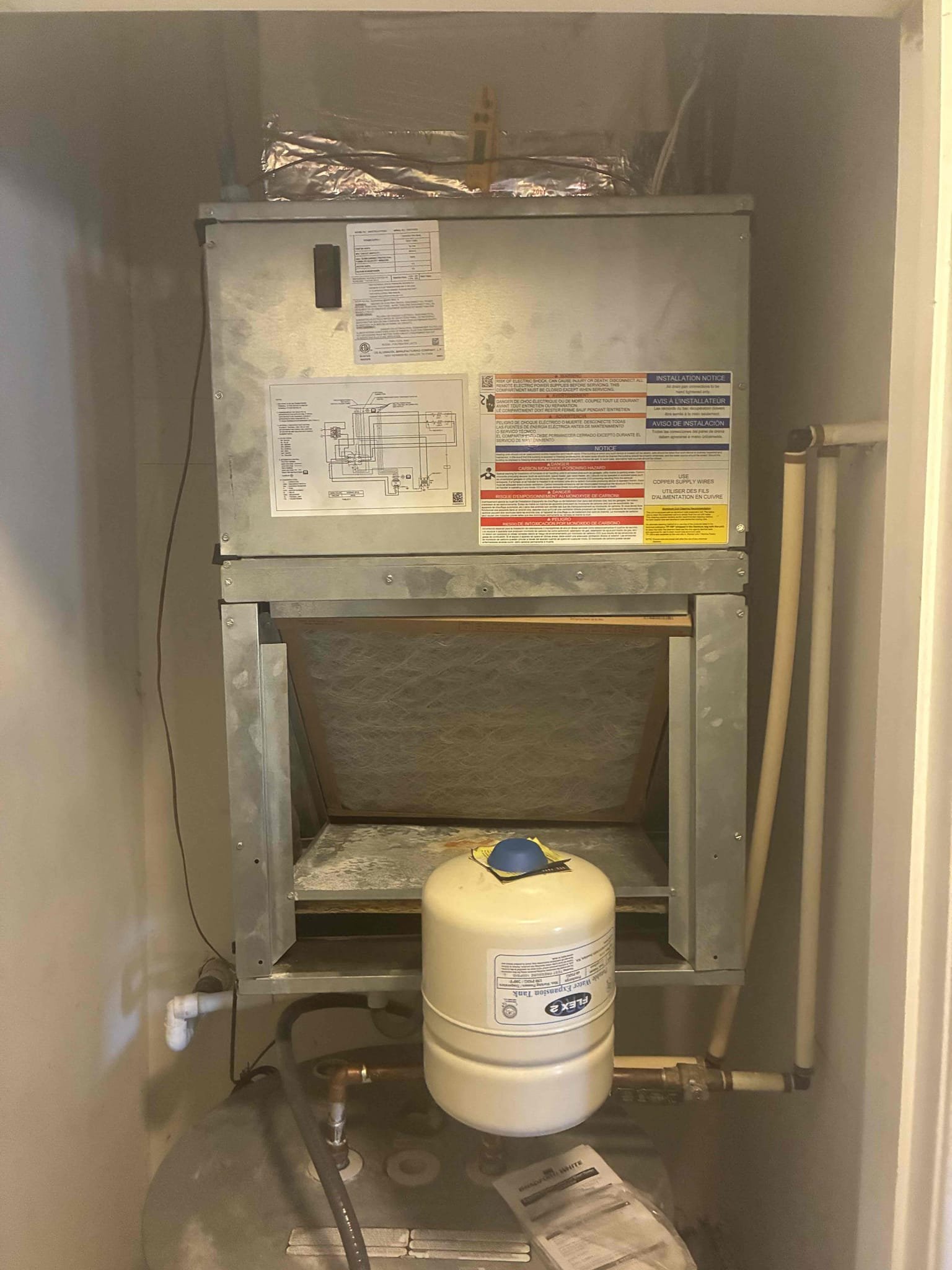 Disconnected and removed indoor unit. Remounted wall bracket and reconnected high volt low volt condensate line and line set. Pressure tested line set and pulled vacuum. Released charge from outdoor unit  and tested out equipment. Disconnected and removed indoor unit. Remounted wall bracket and reconnected high volt low volt condensate line and line set. Pressure tested line set and pulled vacuum. Released charge from outdoor unit  and tested out equipment.
