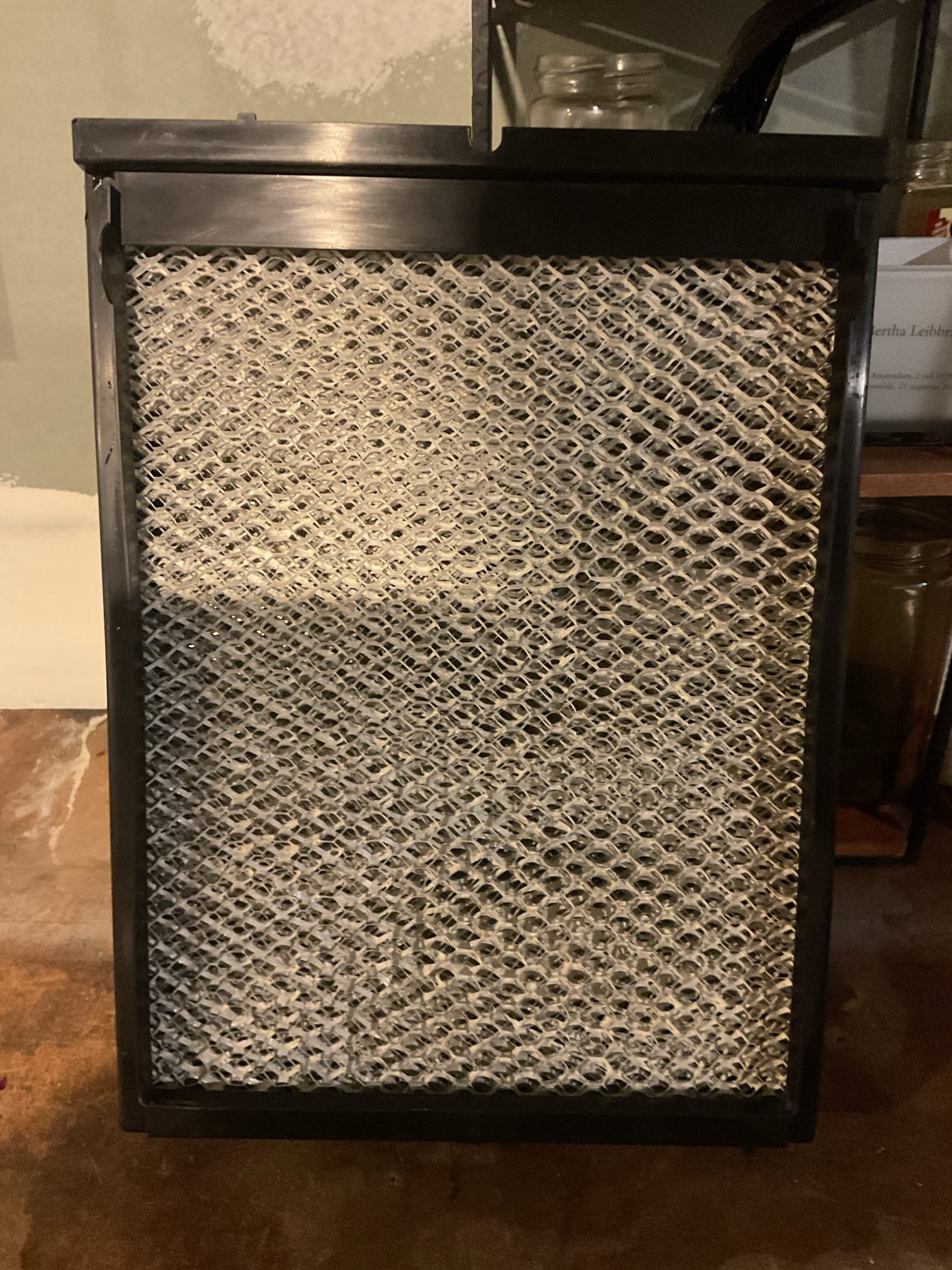 11/11/25 Dan 

I arrived for a water leak on a forced air system.
Found humidifier 600m was causing the water leak . The #35 panel was expired causing the water to run around the panel and drip out of the seam. I quoted the customers $199.62 to service the humidifier. Collected for $99.00 diagnostics and the $199.62 total $298.62. Paid by cc. 