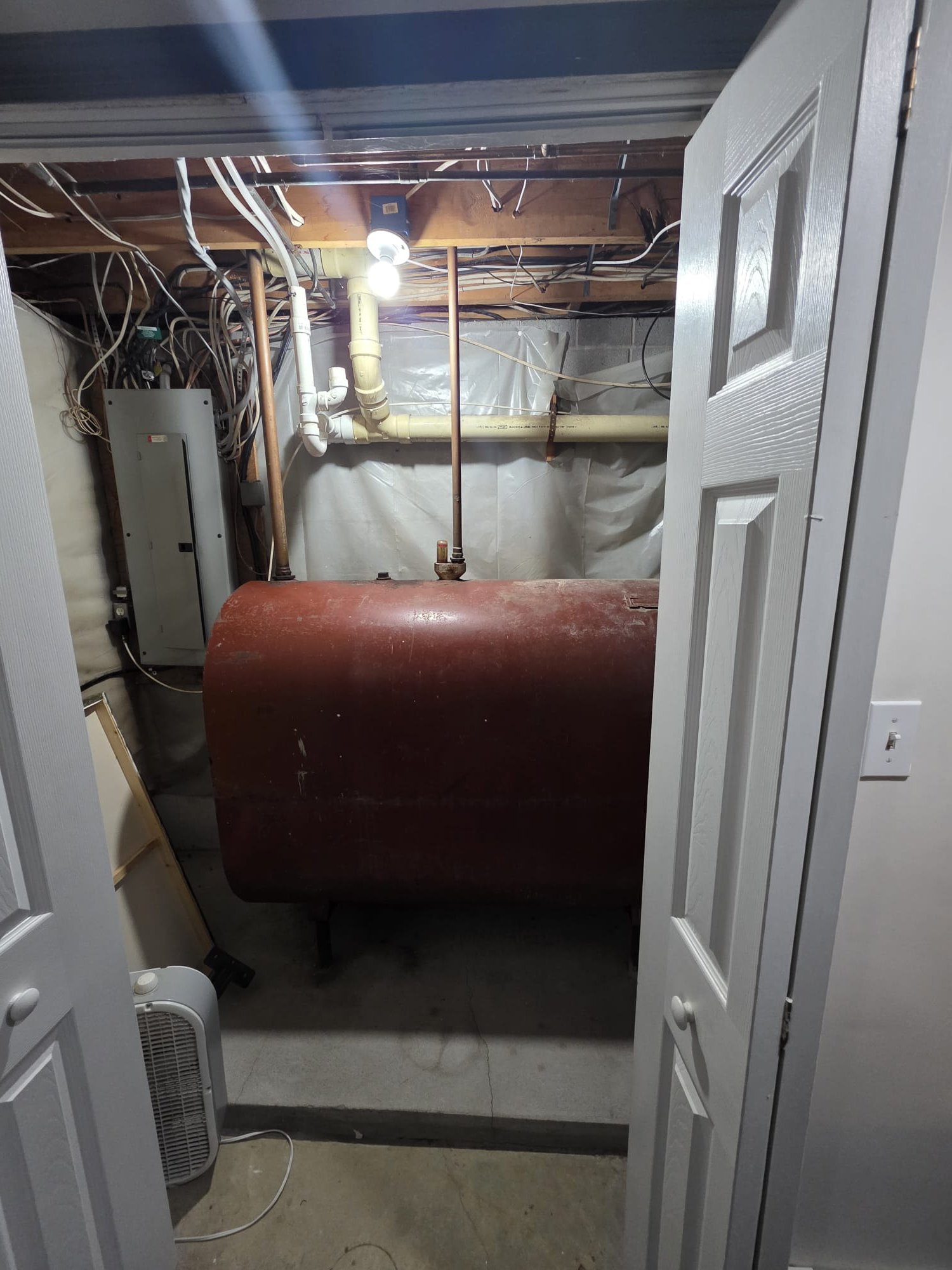 Reviewed and measured oil tank to see what it would take to replace it.  Need to replace vent and fill with black iron.