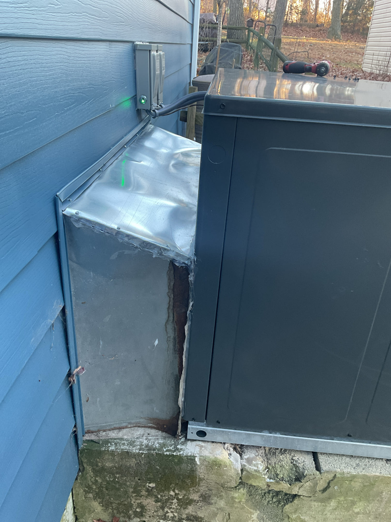 Performed quality assurance on recently installed Goodman package unit. Checked all electrical connections and components. Checked temperature rise. Checked r-32 refrigerant pressures in heating mode. Sparkled over crack and nailed trim back in place . Homeowner to paint . System is working properly at quality assurance. 