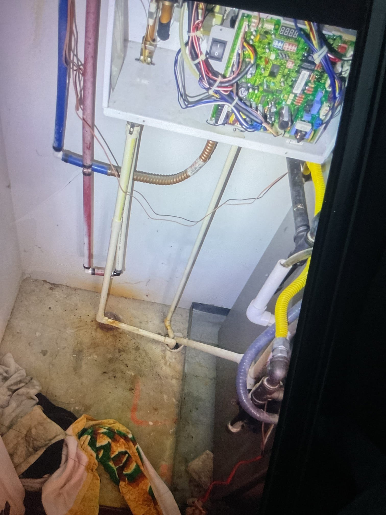 Luis 12-2-25 customer called in for water leak (not sure where water came from) Customer is away and received call from neighbor. Found mechanical room dry, no signs of leaks. I test humidifier, furnace drain ok I also test water heater no leaks from all mechanical equipment. Customer thinks it was probably a drain clogged. He will contact plumber once he gets home. I did emailed estimate to add water sensors. 