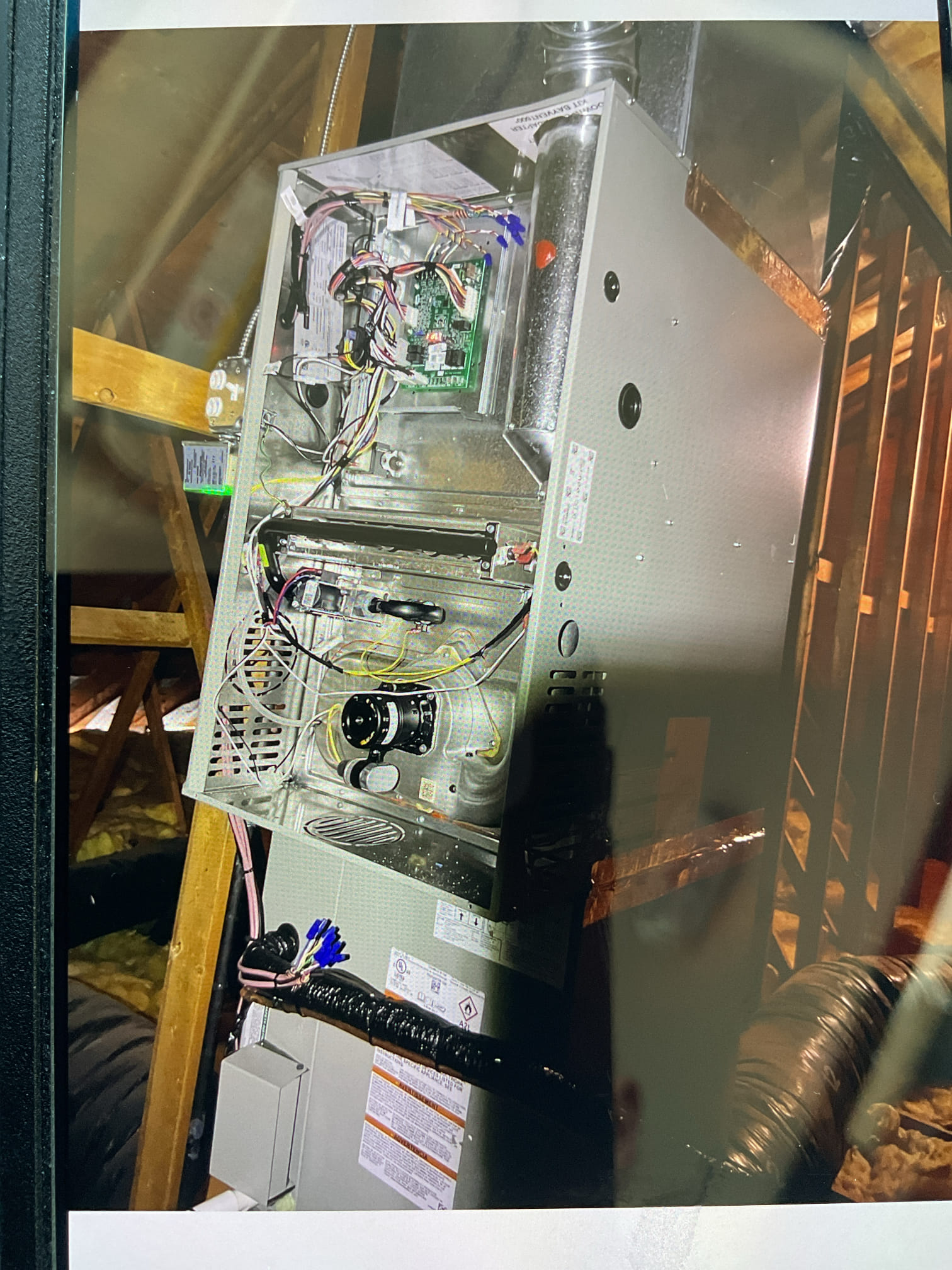 Job to install turned out nice and I see no issues.  Tested heating but not ac .  Switches were not set properly so I made the adjustment. Outside of that it was a nice job under working  conditions.  System is running to standard 