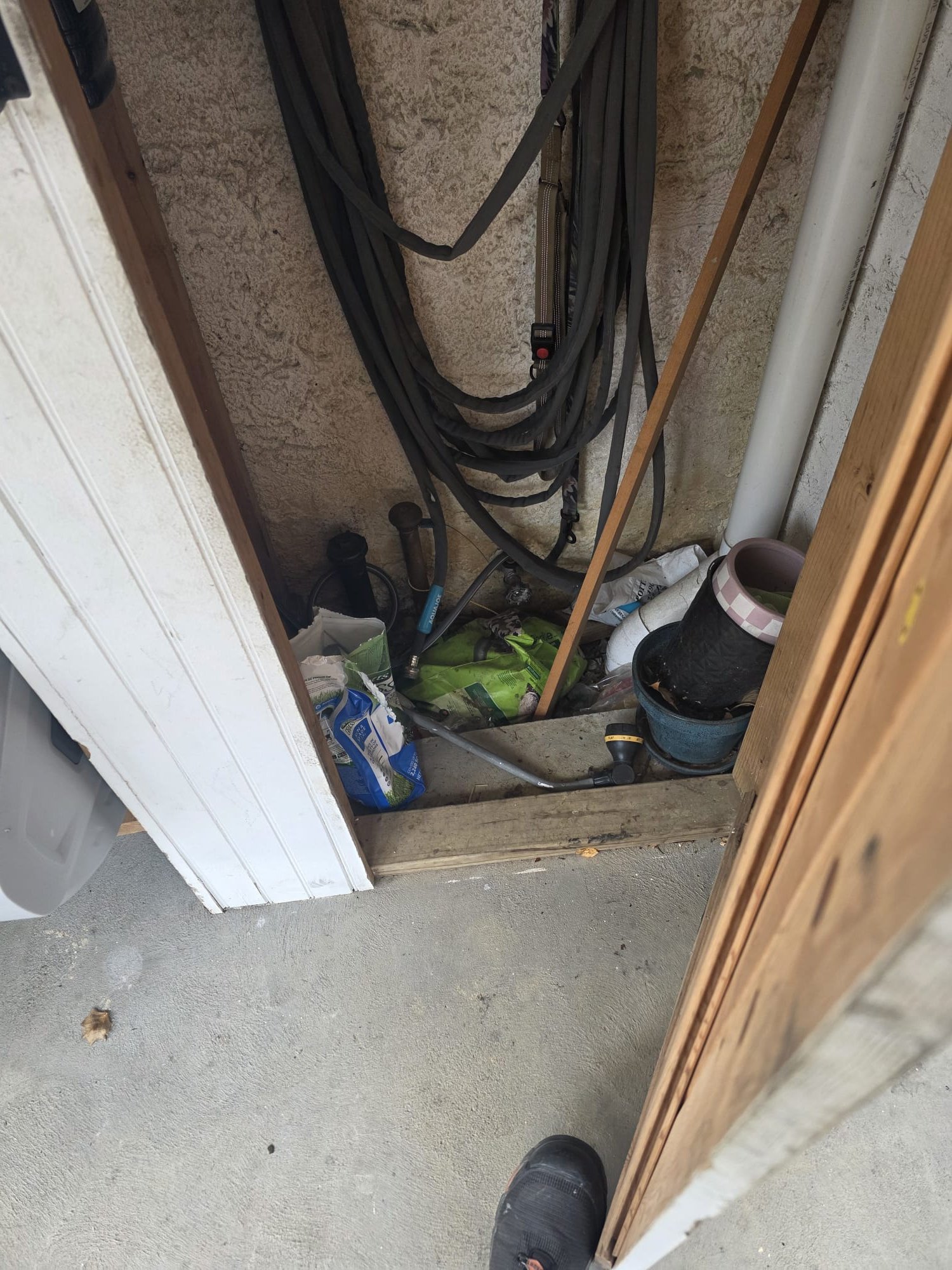 Reviewed job and tried to determine best way to run new venting and gas line.  It would ve best to replace boiler with another oil boiler.