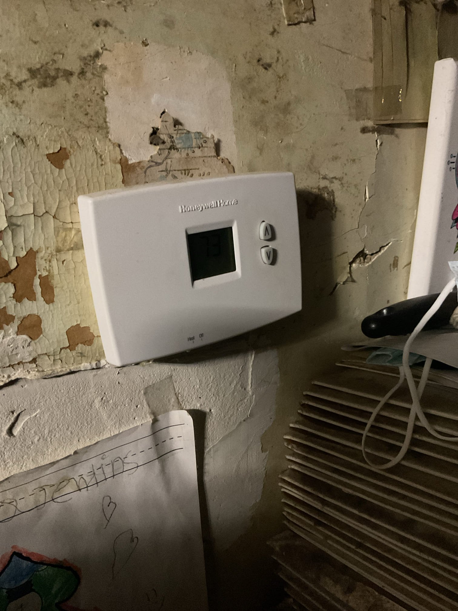Fully assessed thermostat. Found basic Honeywell thermostat to be inaccurate. Provided estimate to install new Honeywell thermostat. Homeowner is going to install their own thermostat. Gas furnace is working at time of service. 