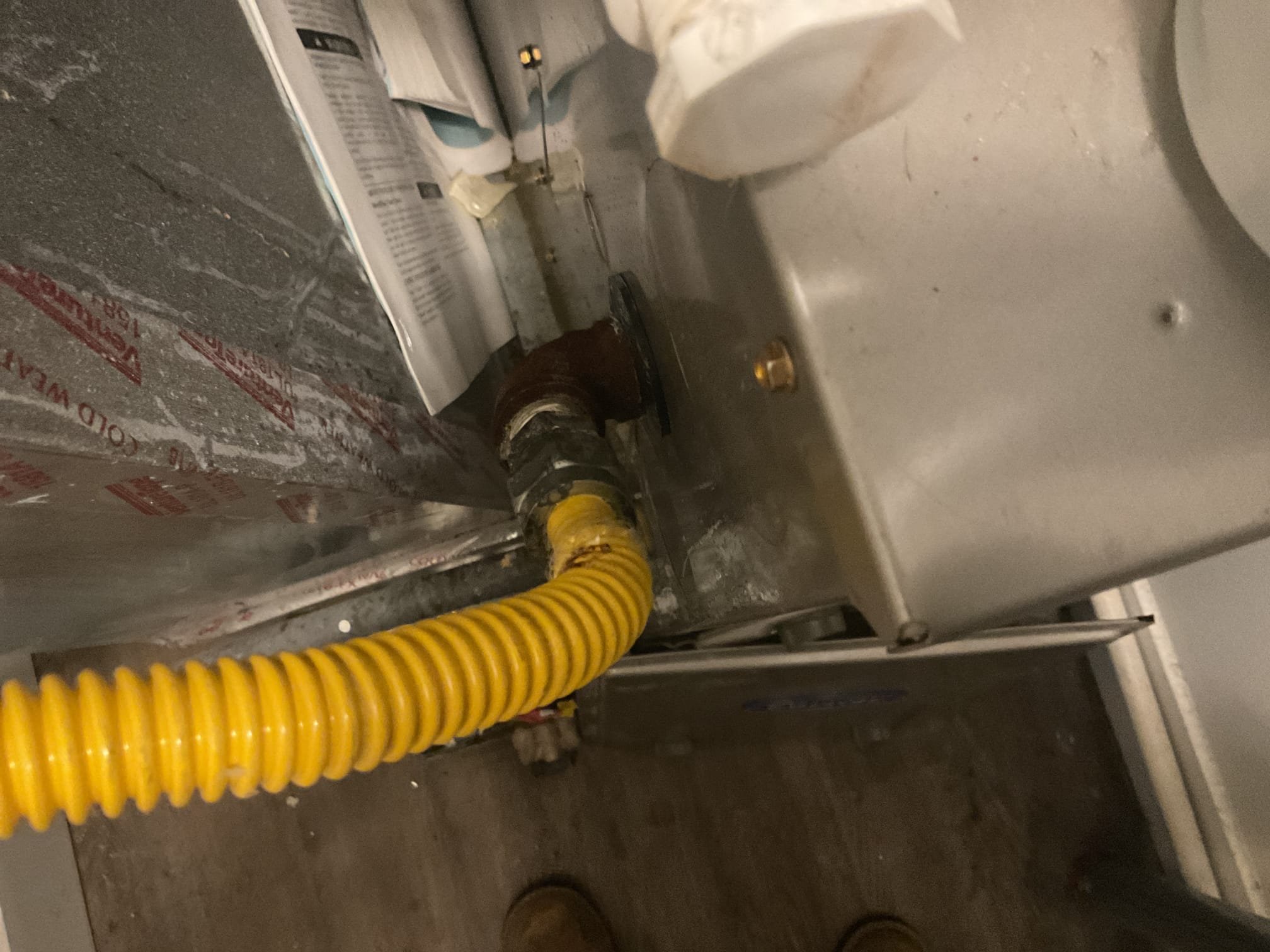 Fully assessed gas leak situation. Found appliance hose was cracked on the appliance hose itself. Used soap and bubbles and found leak. Explained to Wayne that we could pipe it in with all black iron if we need too. Wayne is going to run out to a local hardware store to pick up an appliance hose and they will complete the work. 