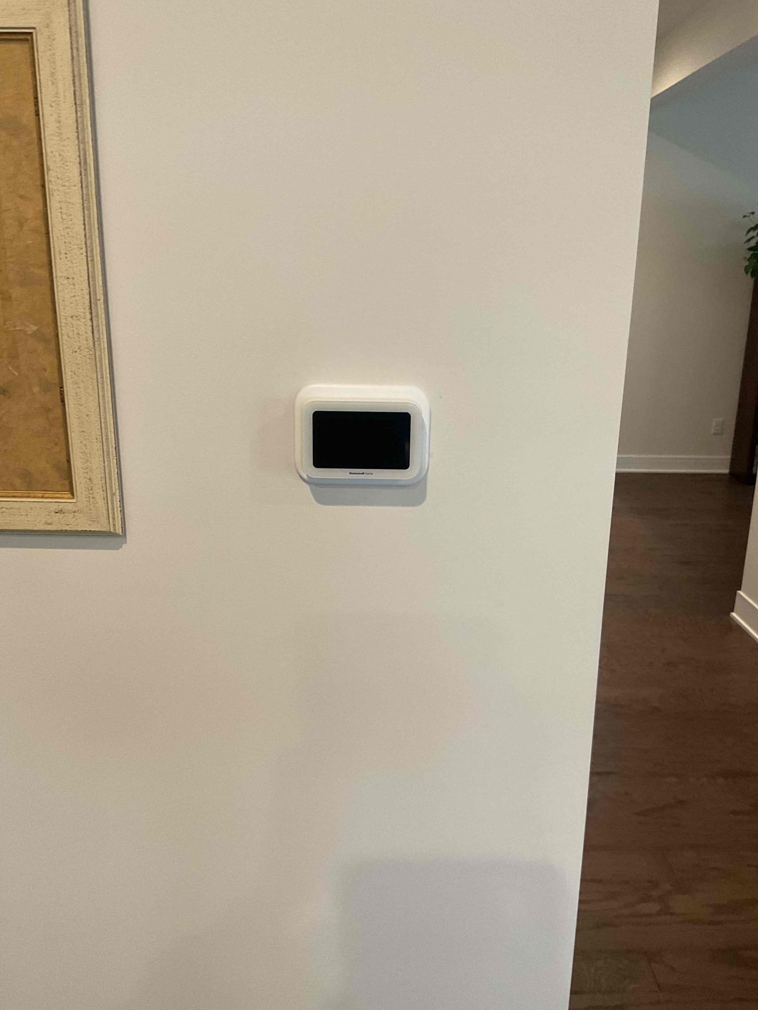 Luis 2-19-26 installation of Honeywell Elite pro thermostat with EIM. wired steam humidifier to thermostat eim test operation ok. Helped customer set up internet and WiFi ok. Show customer how to use thermostat operation, cycle heater and system ok. Customer keeps humidifier set to 40% 