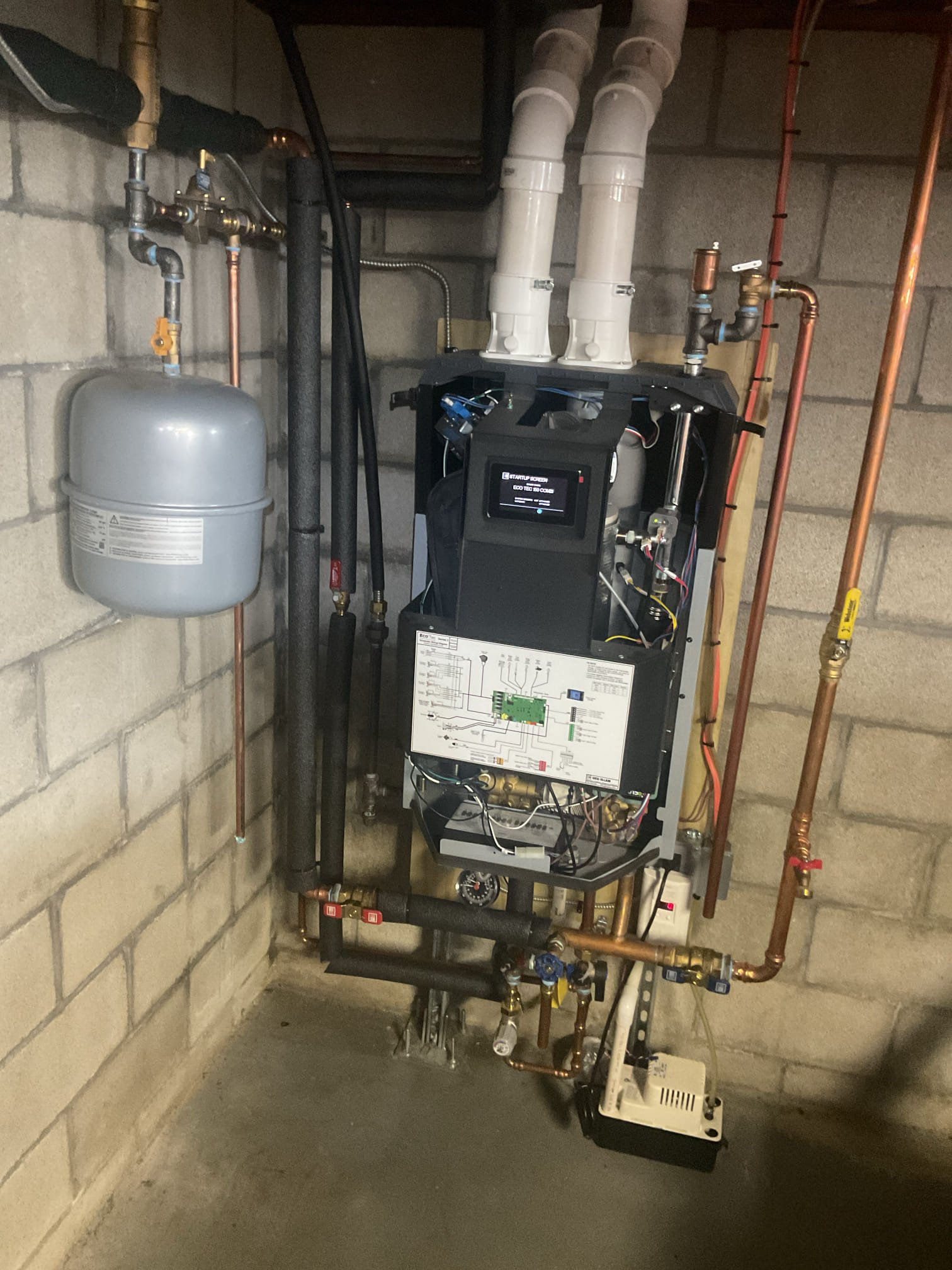 Luis 4-13-26 customer called in for no heat or hot water from Weil McLain eco Tec 150 combi. Found error with supply temperature higher than return by 60 degrees.  Test operation found primary pump not working getting power but no operation from pump, new pump is needed for boiler to work properly, we will order new pump and come back. Office to find out parts availability. 