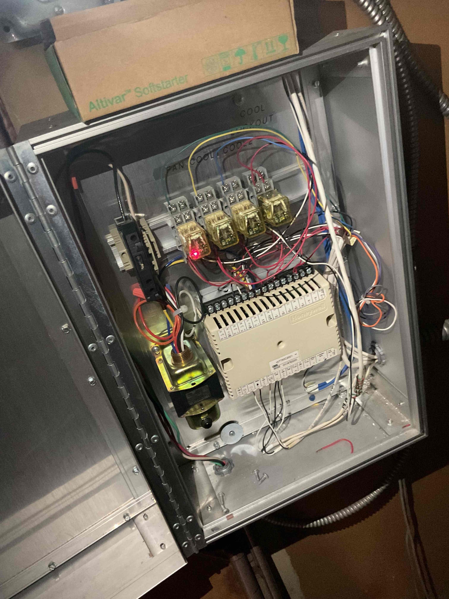 Luis 4-28-26 commercial account, units are complex, using special automation controls. We don’t work on this type of units I would recommend fully commercial automation company. Customer also has other building that is non automating and looking to get an estimate to replace systems and boiler, office to follow up with customer to schedule home comfort consultant appointment. 
