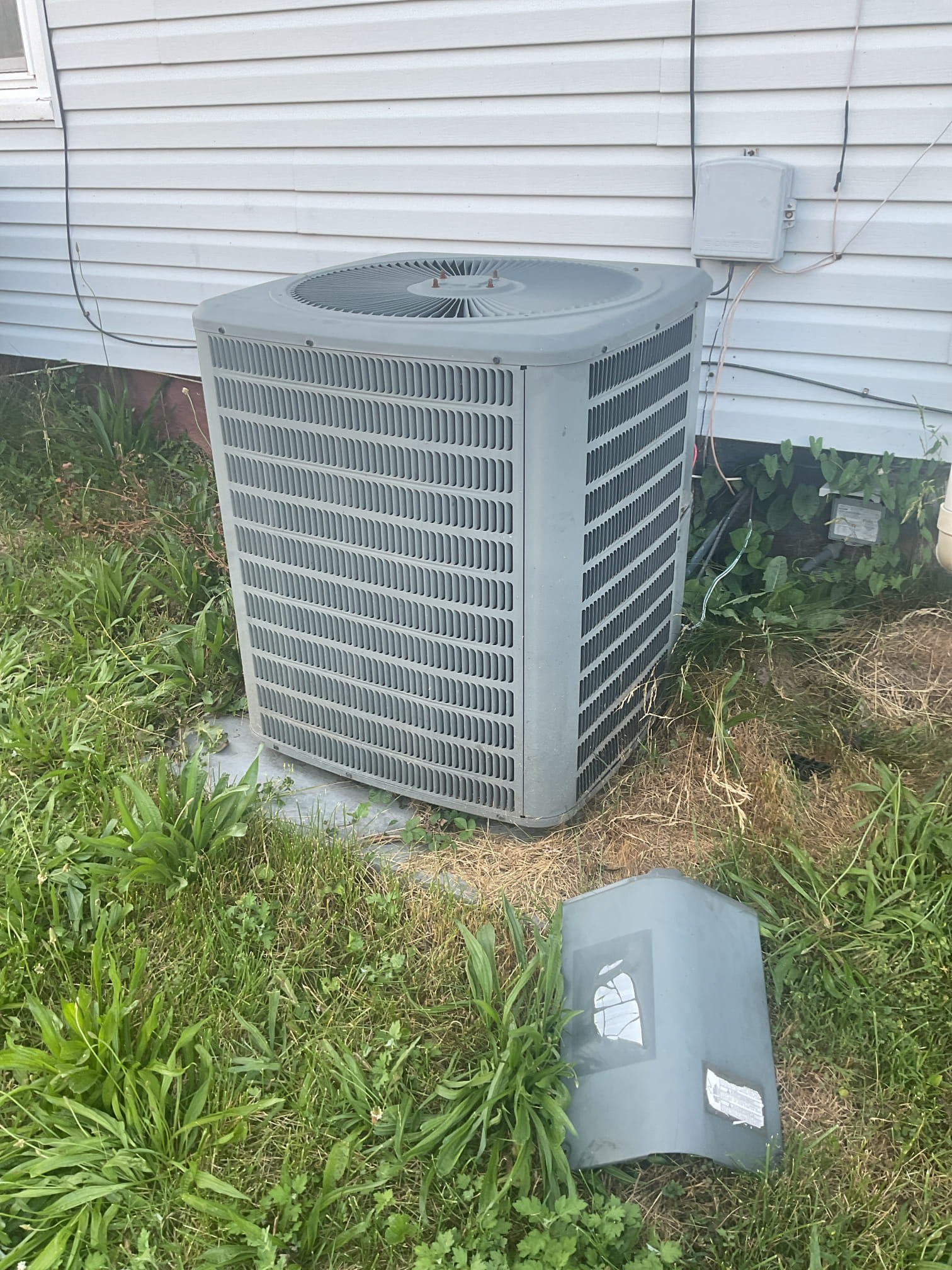 6/12/26 Dan 

Found the 21 yr old Goodman a/c outdoor unit wasn’t coming on. Found low volt wire was bare to the metal. I replaced a piece of wire. And also found dual capacitor was wired wrong. I repaired the wire once the customer approved the pricing and flip-flop a few wires on the capacitor. Capacitor was fine, but I did put a price in estimates just in case. I turned the system back on tested pressures , found system to be running OK. I did tell the customer I was gonna leave them an estimate for replacement because the system is over 21 years old. I collected for my time here this evening. Paid 291.50 paid by cc

I did leave an estimate for replacement, new dual capacitor 40/5 and membership contract for the customer to review . 