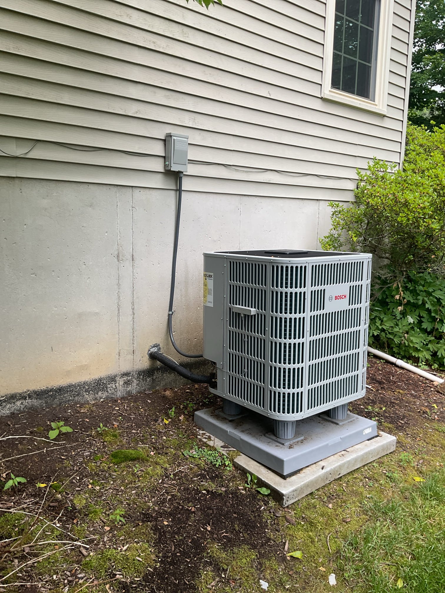 Luis 6-17-26 provided estimate to add new thermostat and set up programming to match Bosch settings. Customer has humidity issues. I proposed installing smart s1200 thermostat with module. This will give us availability to stage heat pump and achieve better cooling and efficiency. I emailed estimate for recommendations. 