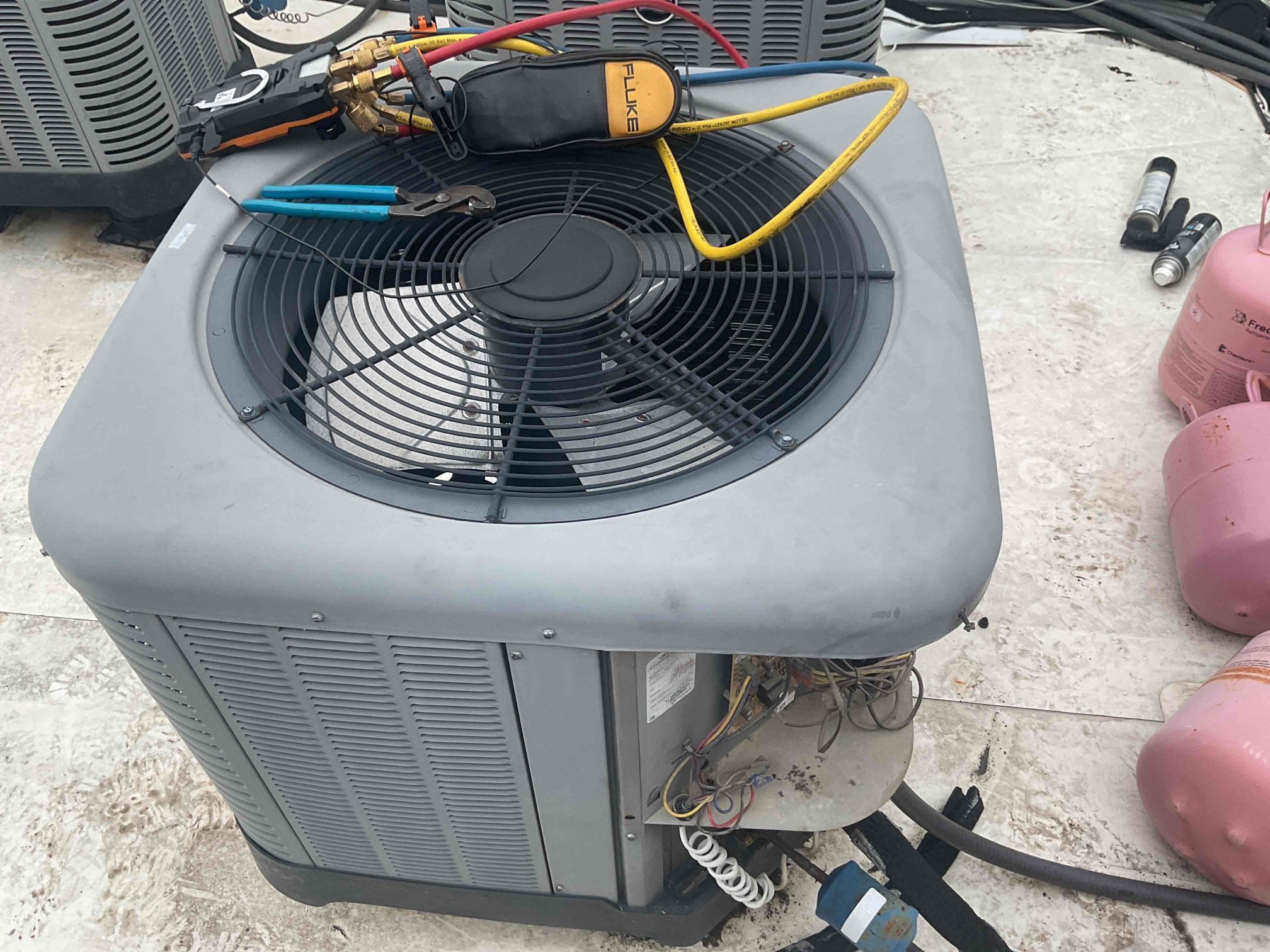 6/7/26. Fully assessed no cooling situation. Went up to the roof and found system locked on high pressure lockout. Reset the system. Refrigerant pressures were 355/121 with 31 subcooling. Failed indoor txv. Provided estimate to replace indoor txv. Provided estimate to repair. 