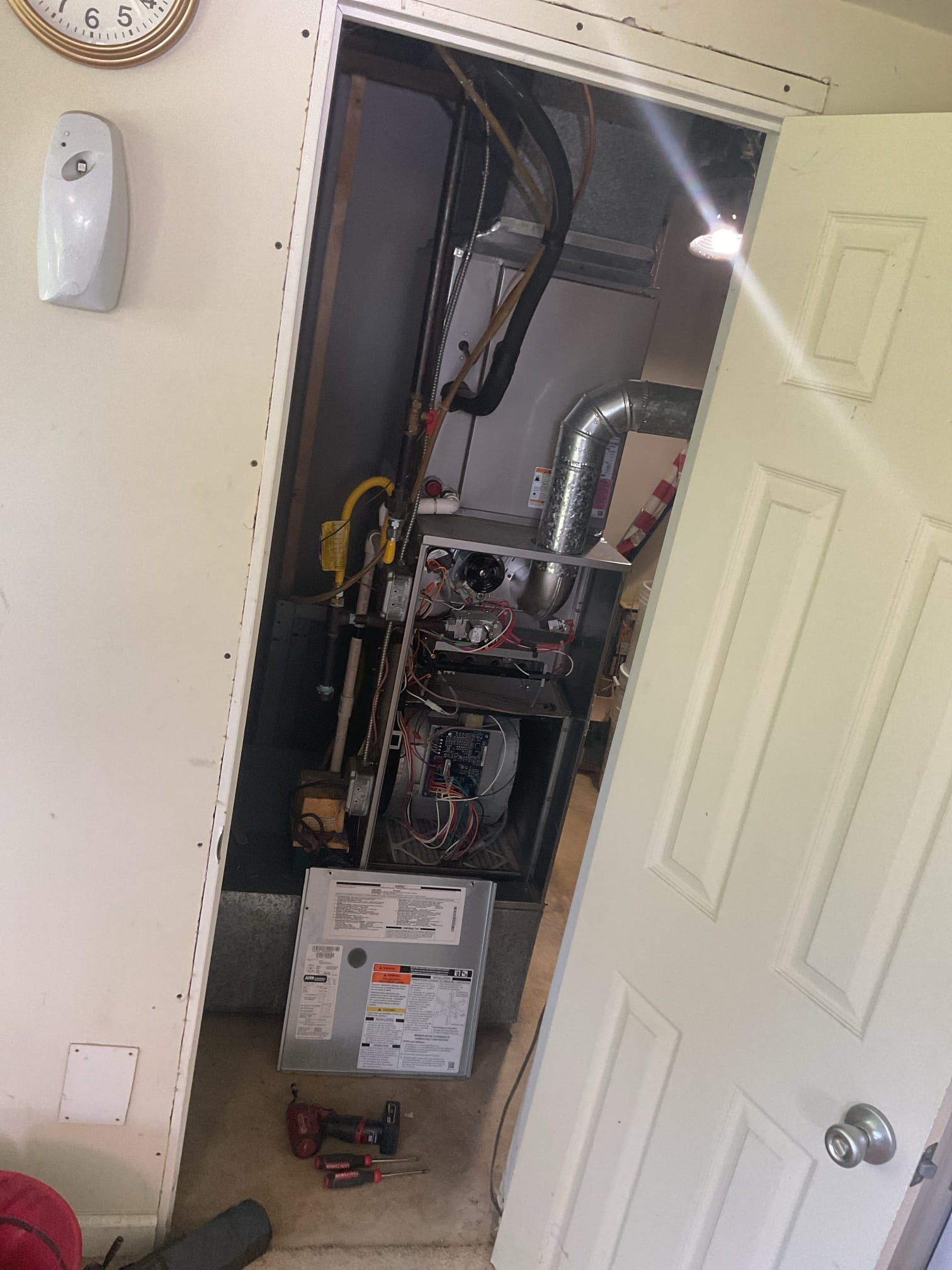 Luis 7-23-26
Performed AC inspection on Payne 2.5 ton ac unit from 2022. Indoor coil age is from 2017 gas heater from 2022.
Check and test indoor operation, airflow ok air filter. Check and test drain. No access to clear drain, condensation pump and vinyl is very old. Provided estimate to take care of these issues. Check all electrical low and high indoor unit does not have surge protection. Provided estimate to add surge protection.
Check outdoor unit electrical and refrigerant cycle. Refrigerant levels and pressures ok. Cycle ac unit. Customer wants to talk to father about recommendations. 