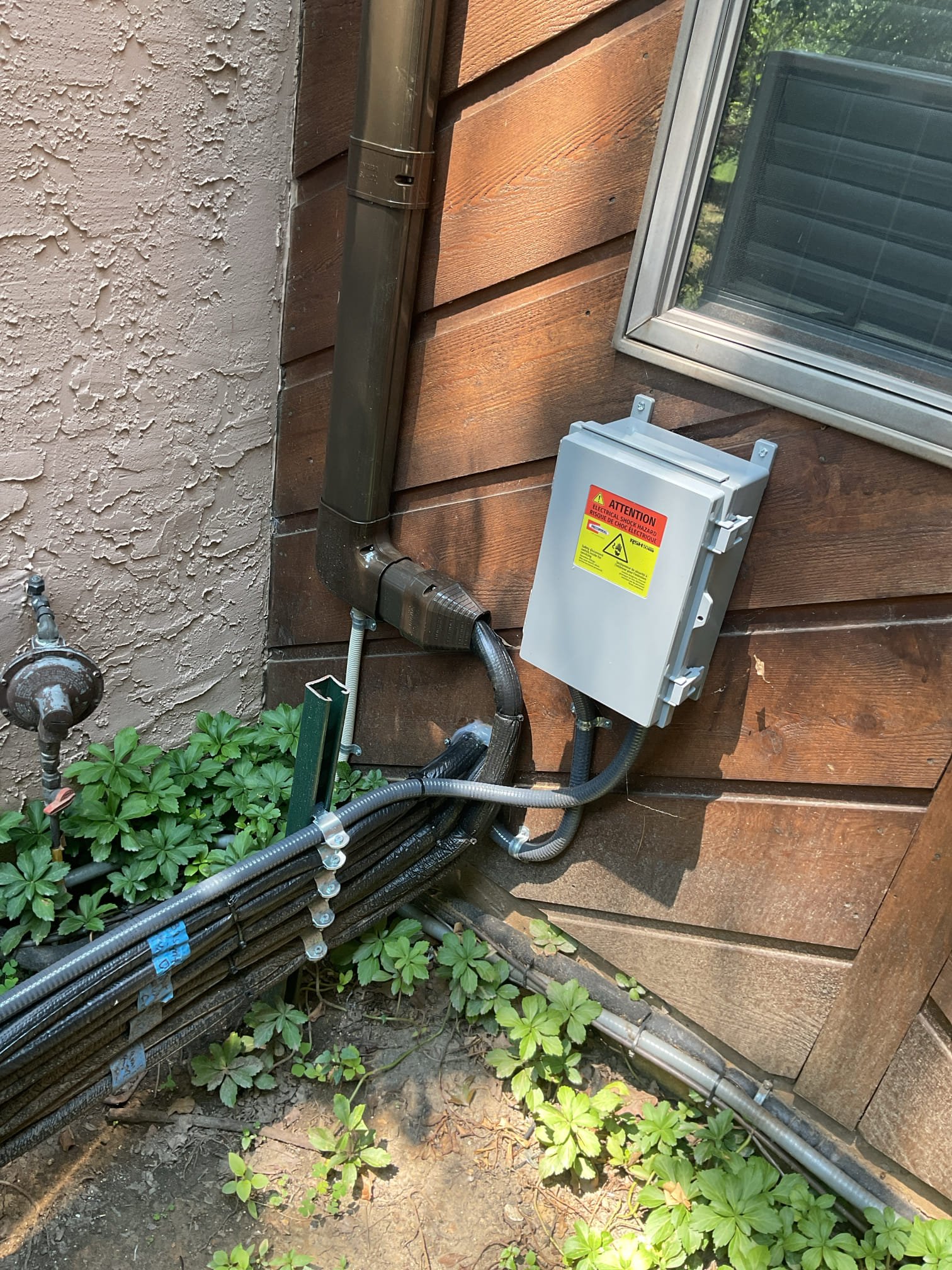 Luis 6-24-26
Performed quality assurance on recently installed Bosch mini split with 4 heads. Test operation of all four heads ok test drain ok. Check outdoor units electrical and piping ok system looks good no adjustments needed. System passed inspection. 