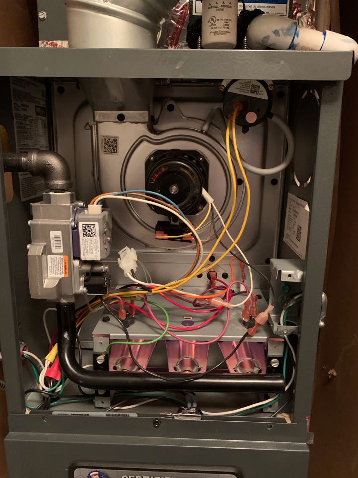 In Benicia, California this afternoon performing a furnace maintenance for the Schneider residence. There 6 year old system was scheduled for a preventative maintenance today. Made sure all components were within manufacturing specifications!