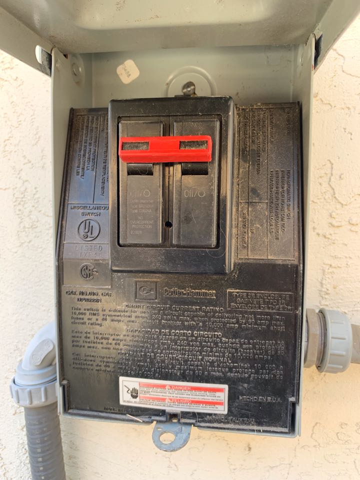 In Pinole, California this afternoon performing a maintenance for the Medina residence.