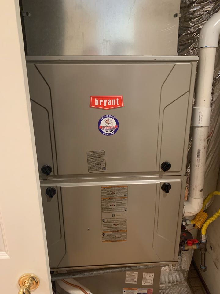 In northern orinda, California this afternoon performing a a/c maintenance for the Mosellen residence!