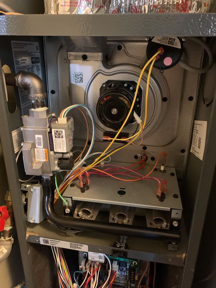 I’m Pinole valley, California this afternoon performing a furnace maintenance for the Rower residence. There 7 year old system was scheduled for a routine maintenance today!