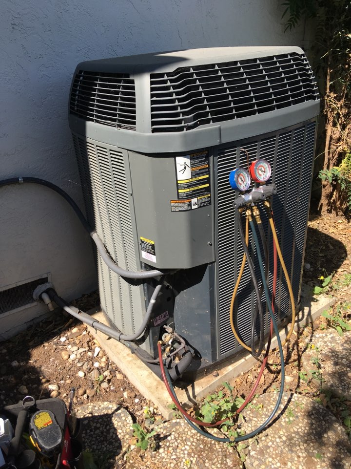 Concord, CA - Diagnostic on failed 12 year old Trane R410A air conditioning system. Found dual run capacitor failed which caused the compressor and condenser fan motor to not start. replaced with new and checked amperage on compressor which is high on start up which causes high utility costs as well as future breakdowns. Concord, CA - Diagnostic on failed 12 year old Trane R410A air conditioning system. Found dual run capacitor failed which caused the compressor and condenser fan motor to not start. replaced with new and checked amperage on compressor which is high on start up which causes high utility costs as well as future breakdowns.