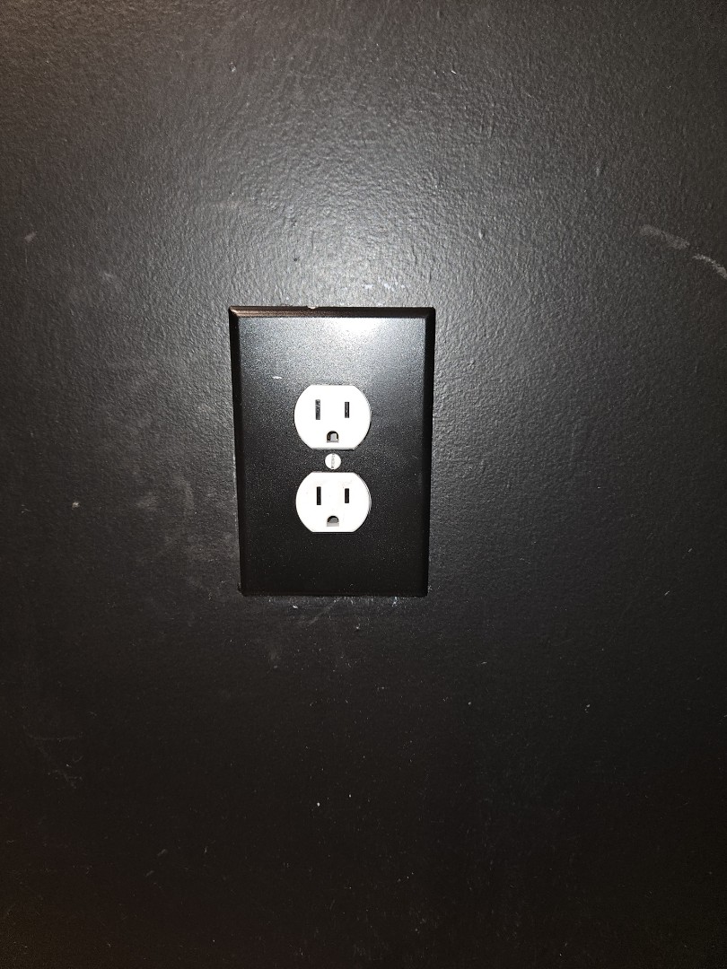 Replaced a faulty kitchen outlet in Middle River, MD