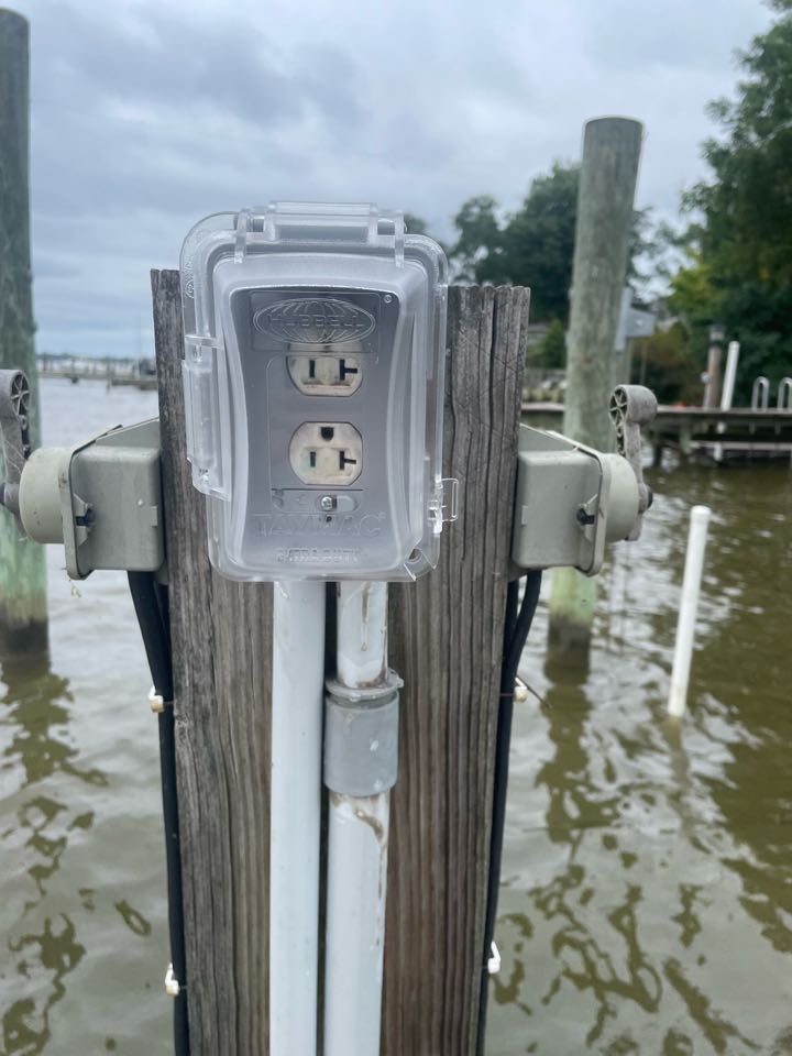 Replaced and installed a fresh bubble cover at this beautiful residence. Middle River, MD. 