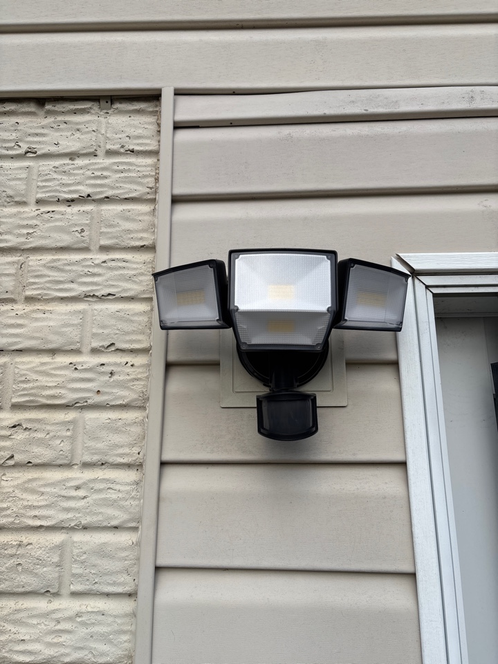 Installed a new outdoor light fixture in Elkridge, MD.