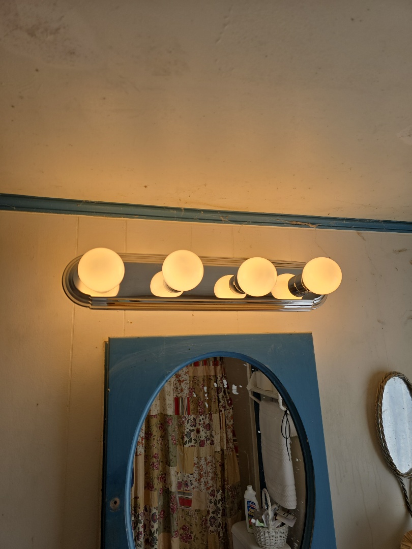 vanity light replacement