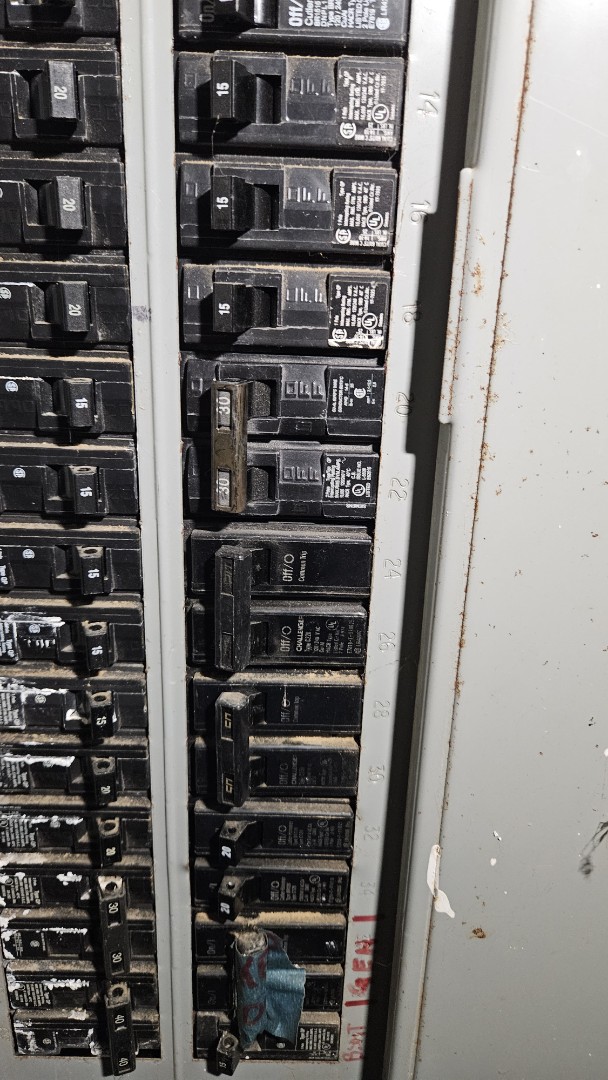Replaced a circuit breaker in Annapolis, MD