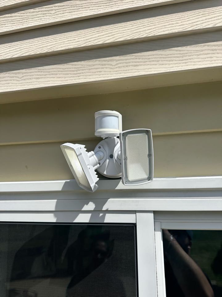 Magothy Electric installed two outdoor light fixtures in Gambrills, Md. 