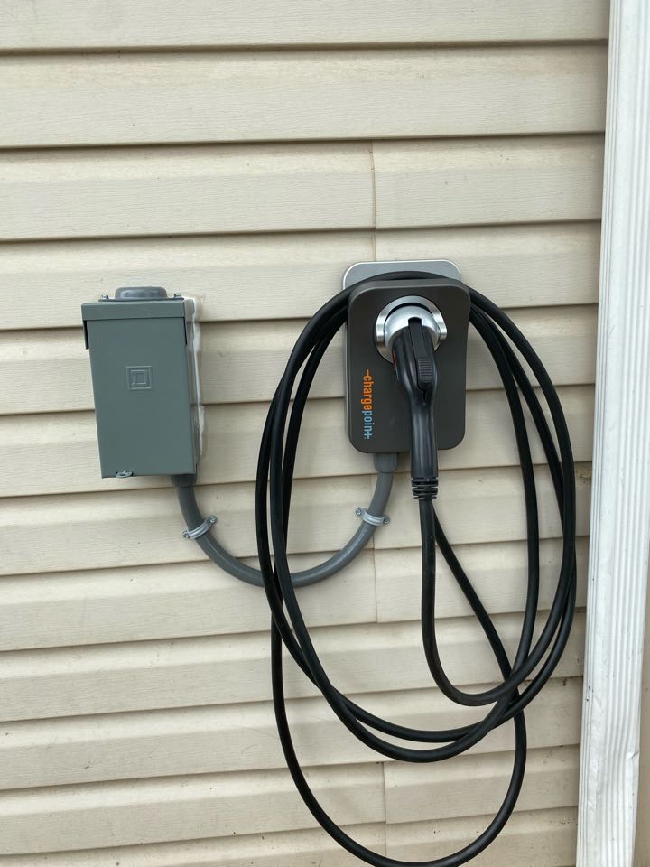 Installed car charger in Dundalk, MD 