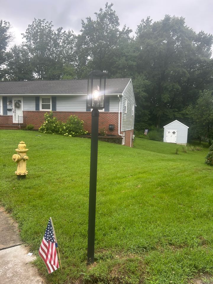 Magothy electric replaced a lamp post light in Linthicum heights Maryland 