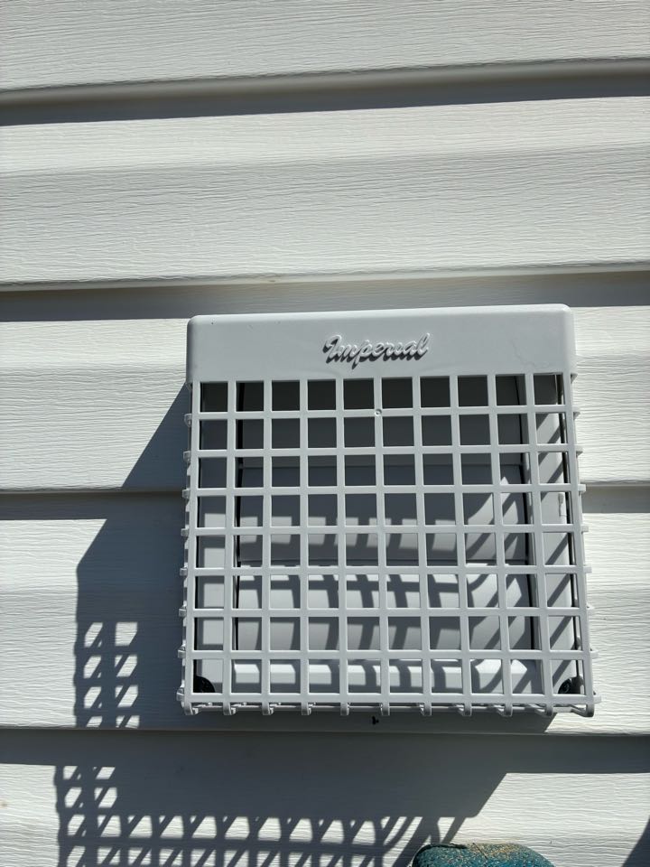 Magothy Electric replaced shower light with bath fan/light combination and ducting in Pasadena, MD.