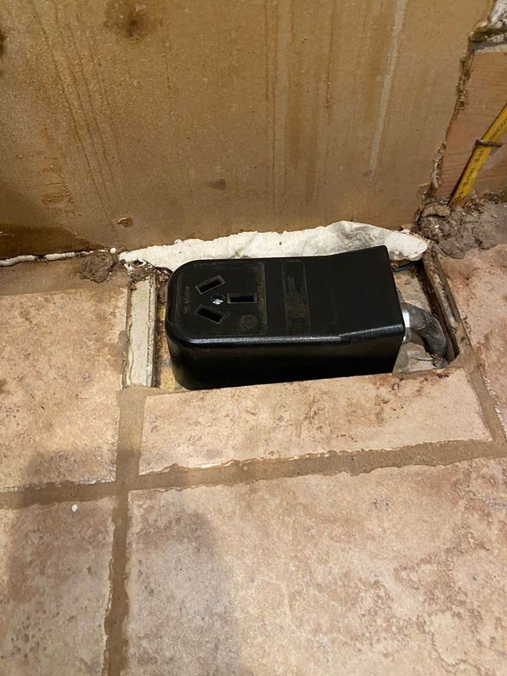 Installed three prong range receptacle in Severna Park, MD