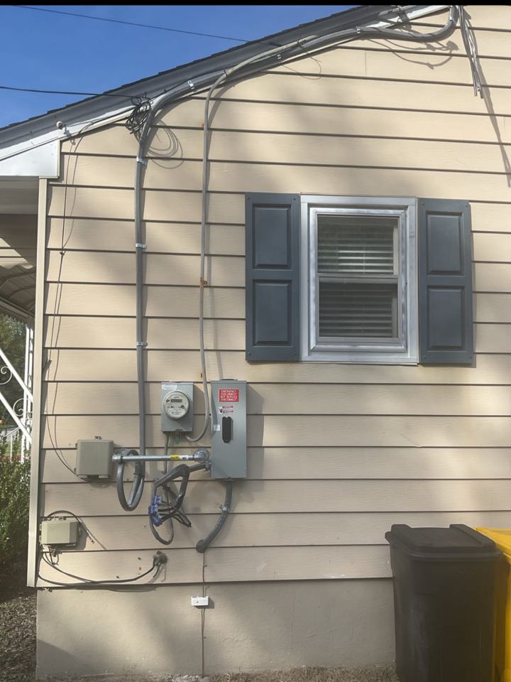 Magothy electric installed a service upgrade to 200 amps with emergency disconnect and ground rods in Glen Burnie, MD. 
