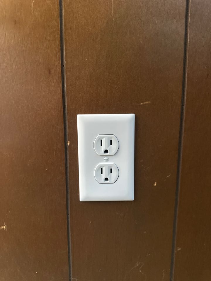 Installed a duplex receptacle in Pasadena, MD. 
