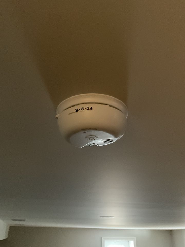 Magothy Electric replaced carbon monoxide and smoke detectors in Columbia, MD.