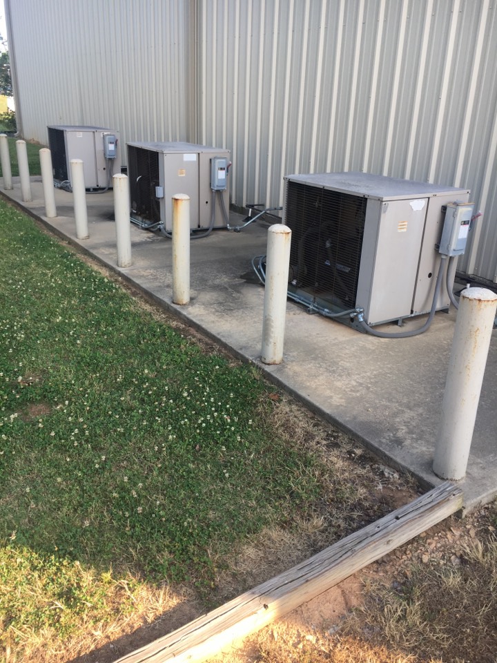 Re-programming the freezer for a local commercial business in Mount Pleasant, TX. 