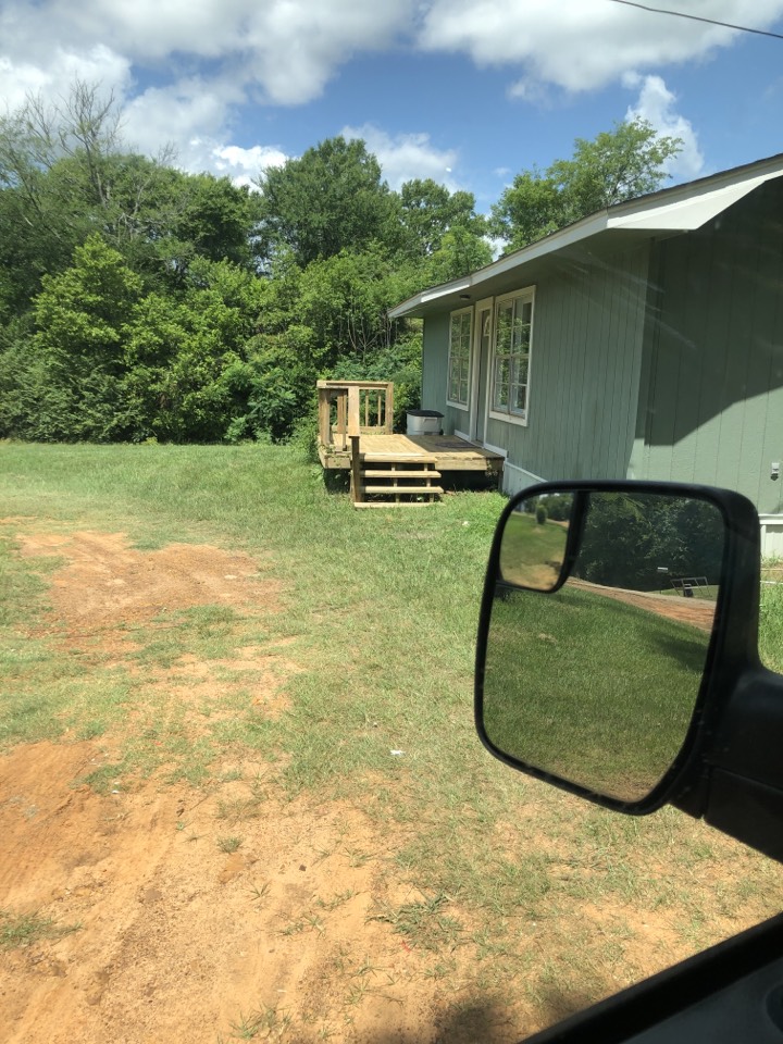 Checking a unit that isn't cooling for a local resident in Hughes Springs, Tx.   29301